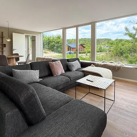 3 Bedroom Cozy In Casa vacanze Ebeltoft